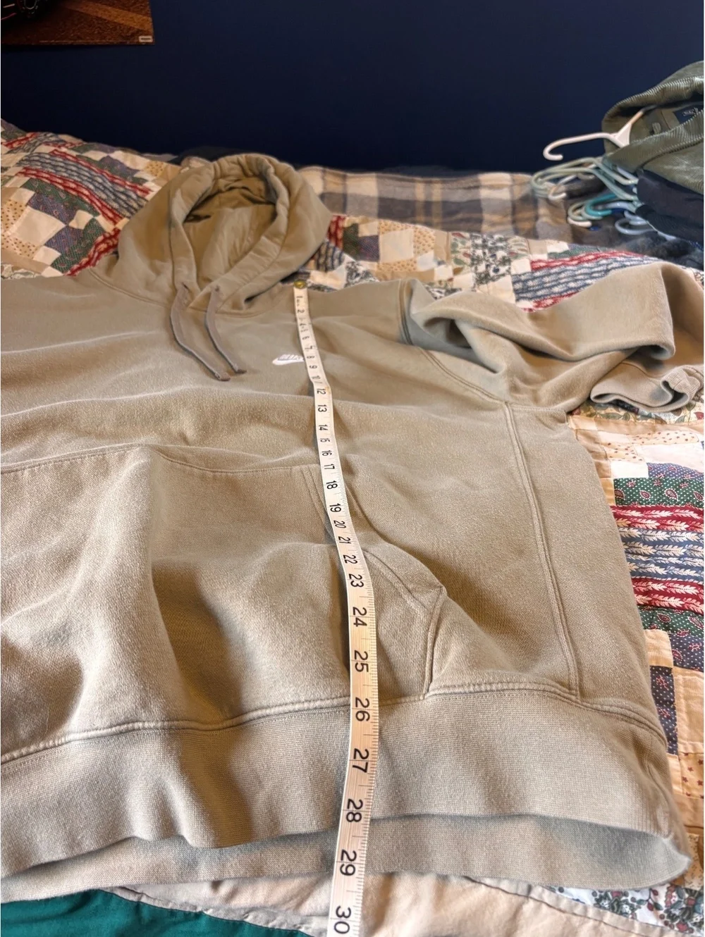 Nike XXL Tan Hoodie with Front Pocket